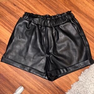 LEATHER SHORTS